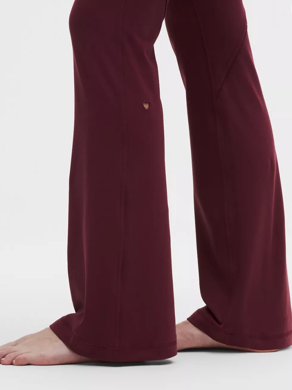 Lululemon Groove No Line HR Flared Pant Burgundy Bay Heart - Picture 3 of 9